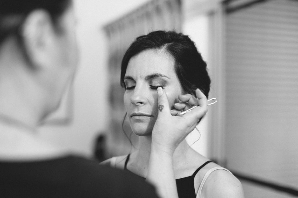 Broome bride getting ready
